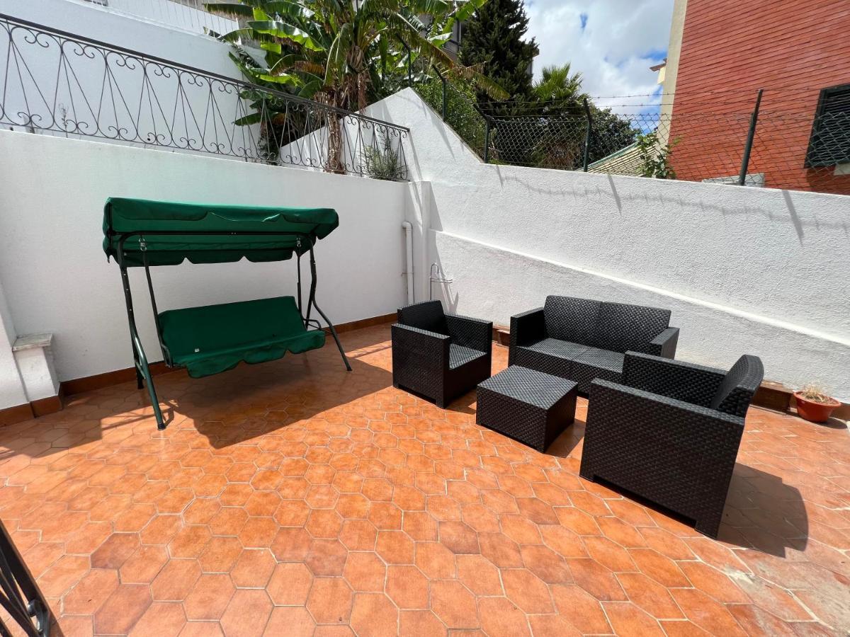 Oeiras Beach Private Room 9 - Double Bedroom With Shared Bathroom & Terrace Luaran gambar